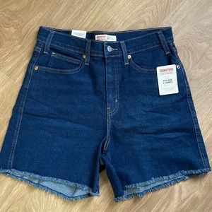 Women’s Levi’s Denim Shorts